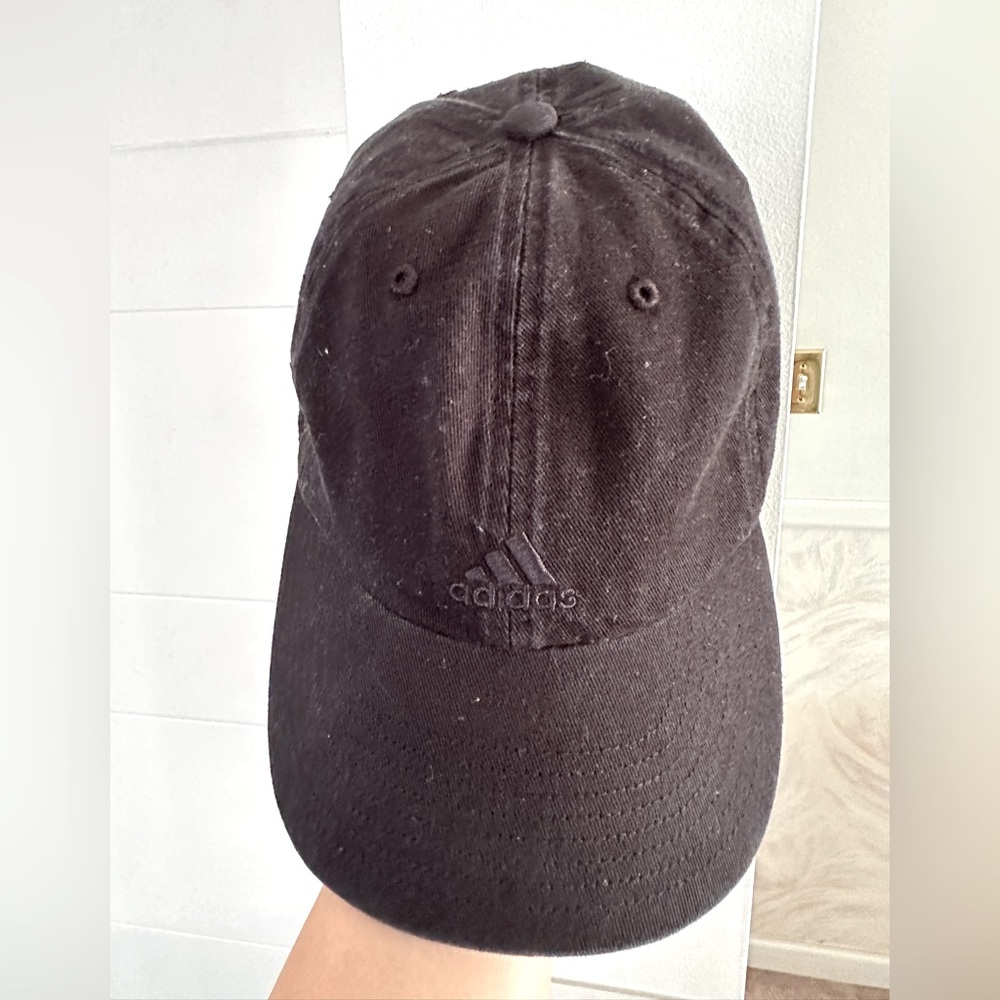 Adidas black hat